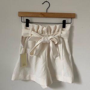 Wilfred - New Paperbag Shorts - Light Birch - Size 0